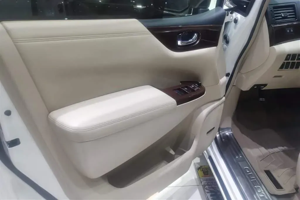 2015 Nissan Quest 3.5L 277HP V6 CVT,autocango,china used car exporter,china ev exporter,chinese used car exporter,chinese used ev exporter