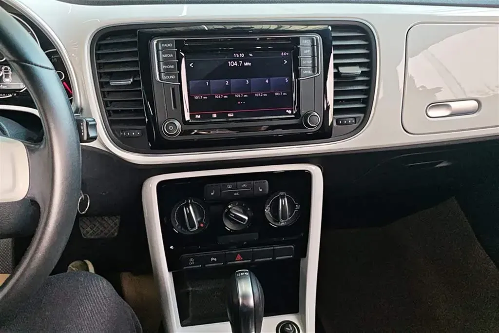 2018 Volkswagen Beetle 1.2T 105HP L4 7DCT,autocango,china used car exporter,china ev exporter,chinese used car exporter,chinese used ev exporter