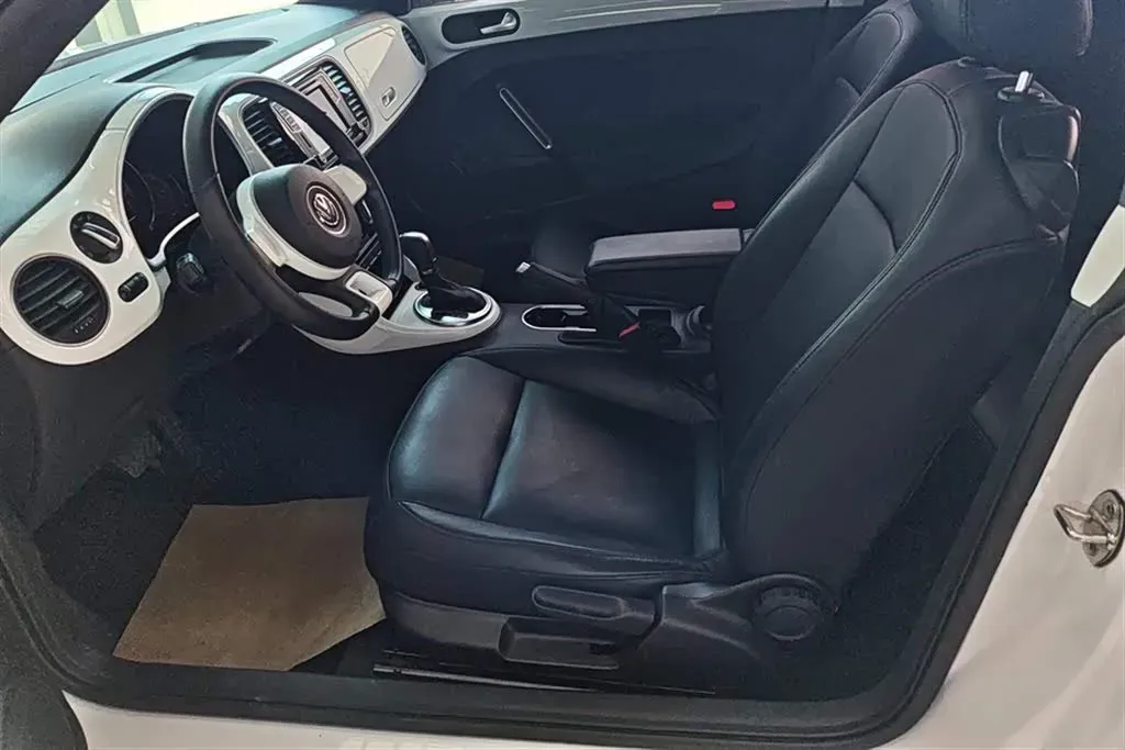 2018 Volkswagen Beetle 1.2T 105HP L4 7DCT,autocango,china used car exporter,china ev exporter,chinese used car exporter,chinese used ev exporter