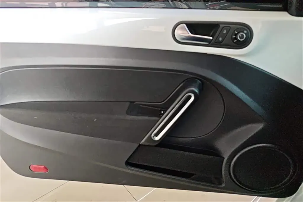 2018 Volkswagen Beetle 1.2T 105HP L4 7DCT,autocango,china used car exporter,china ev exporter,chinese used car exporter,chinese used ev exporter