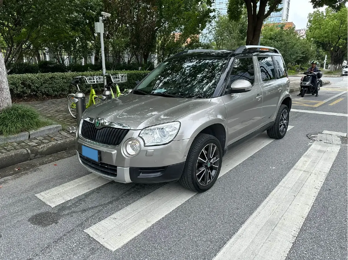 2013 Skoda Yeti 1.8T 152HP L4 6DCT