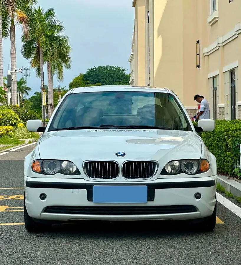 2004 BMW 3 Series 2.5L 192HP L6 5AT,autocango,china used car exporter,china ev exporter,chinese used car exporter,chinese used ev exporter