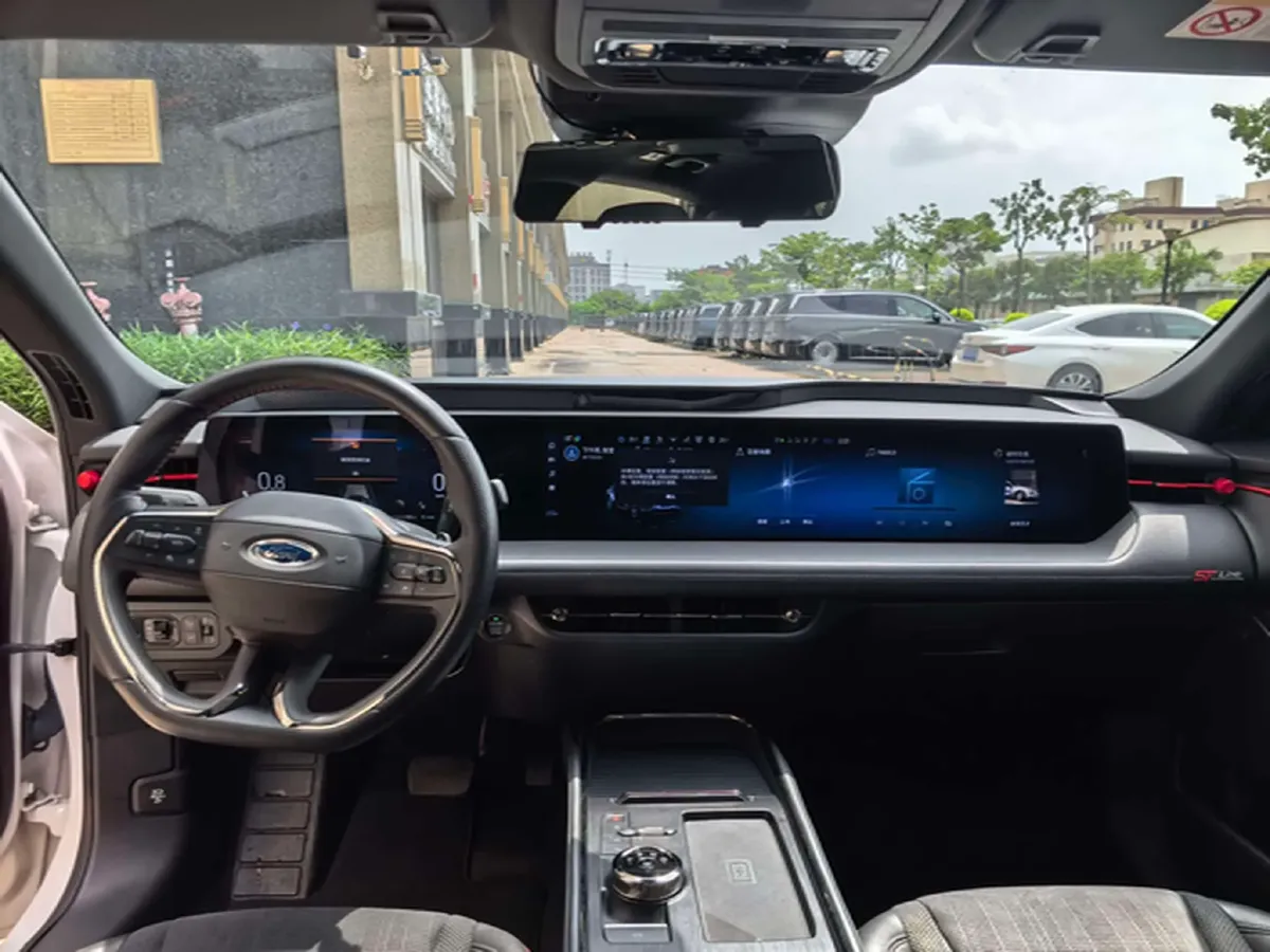 2022 Ford EVOS 2.0T 238HP L4 8AT,autocango,china used car exporter,china ev exporter,chinese used car exporter,chinese used ev exporter