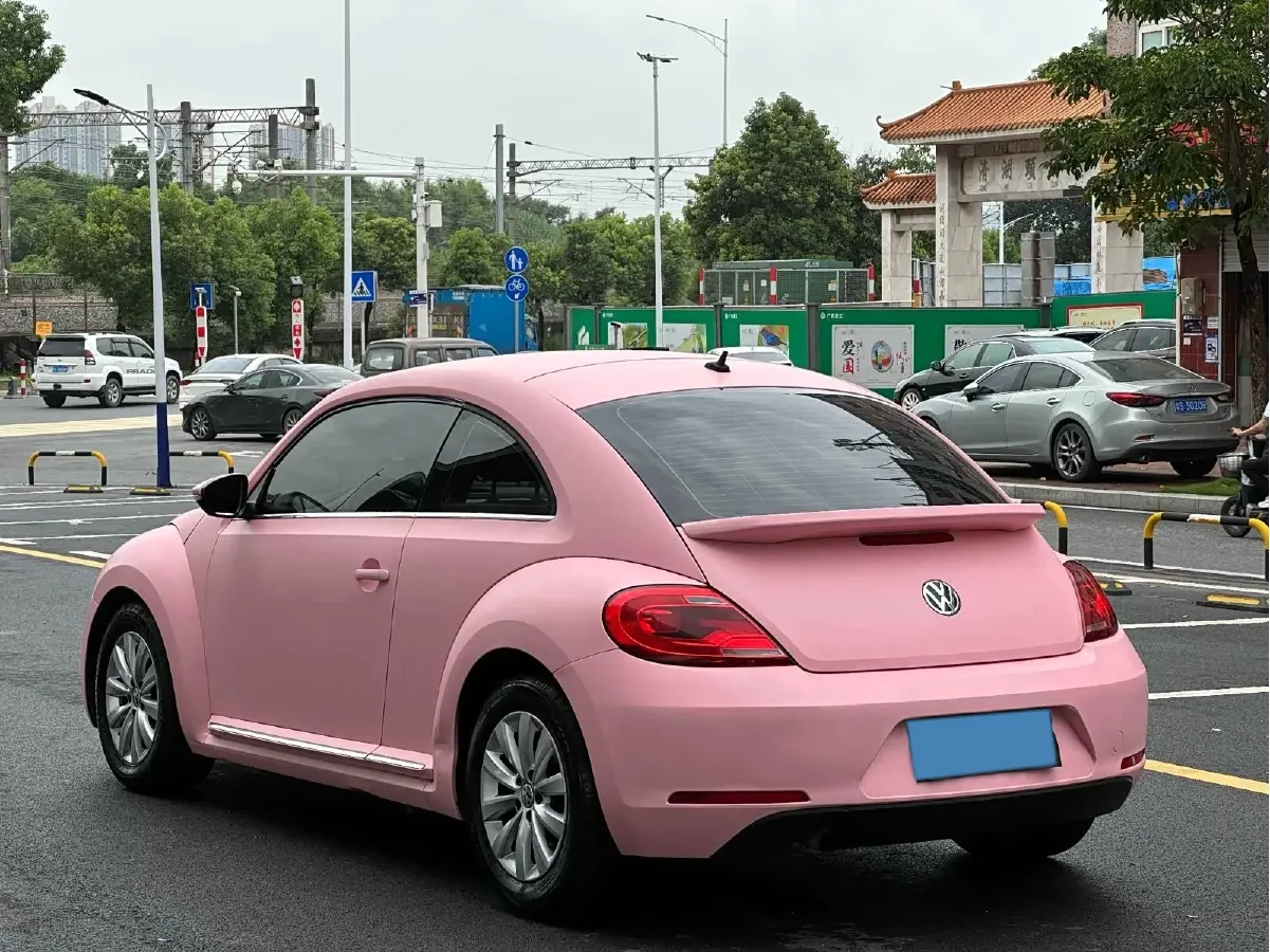 2014 Volkswagen Beetle 1.2T 105HP L4 7DCT,autocango,china used car exporter,china ev exporter,chinese used car exporter,chinese used ev exporter