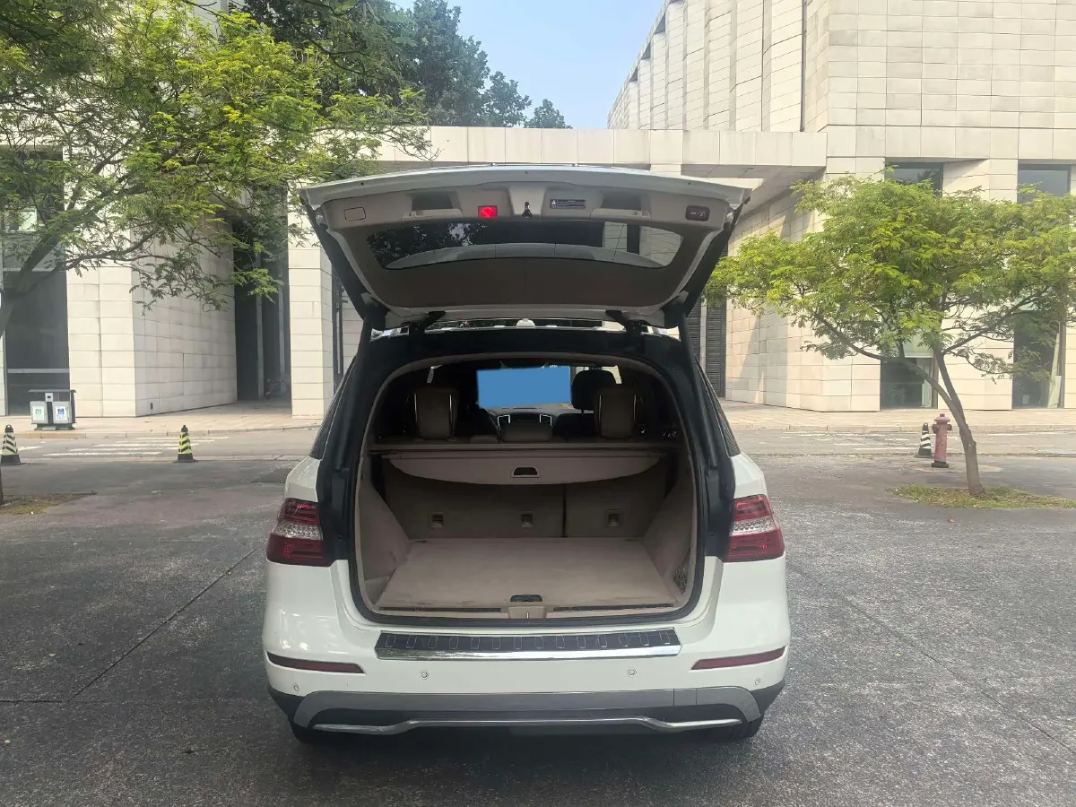 2013 Mercedes-Benz SL Class 3.5L 306HP V6 7AT,autocango,china used car exporter,china ev exporter,chinese used car exporter,chinese used ev exporter