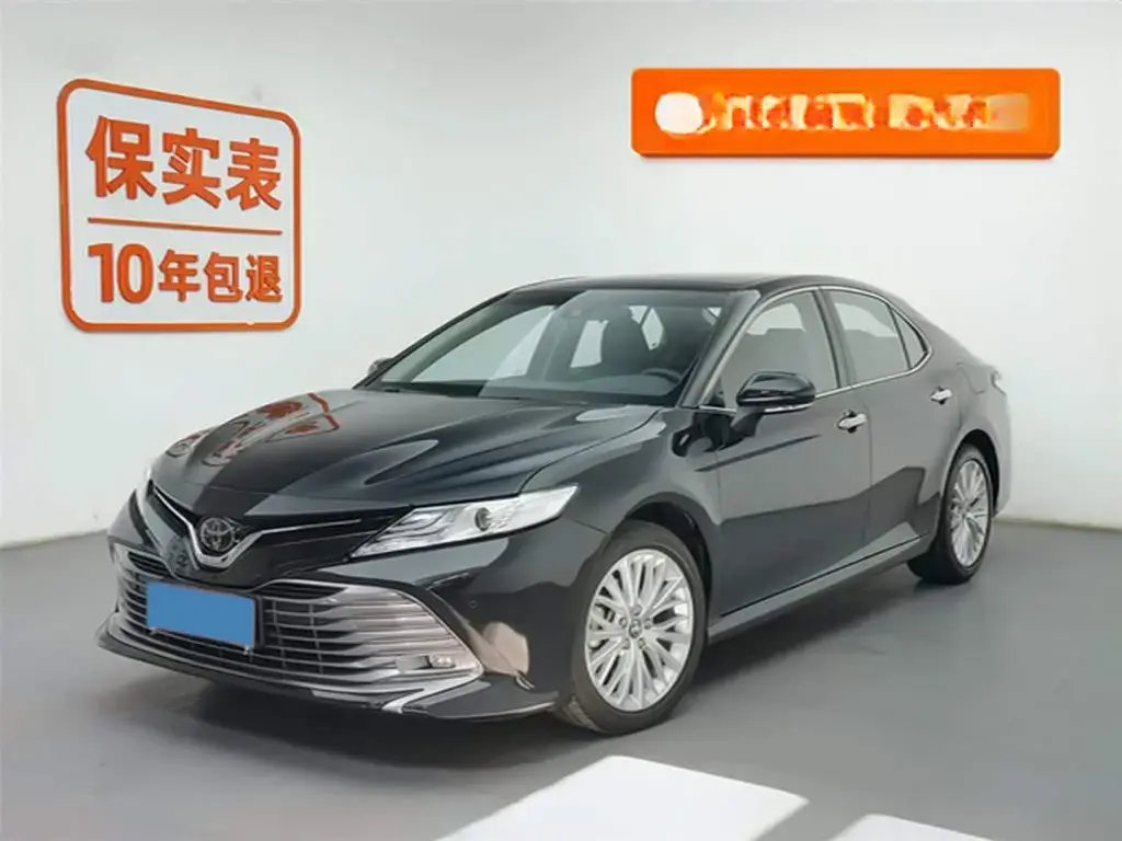 2019 Toyota Camry 2.5L 209HP L4 8AT