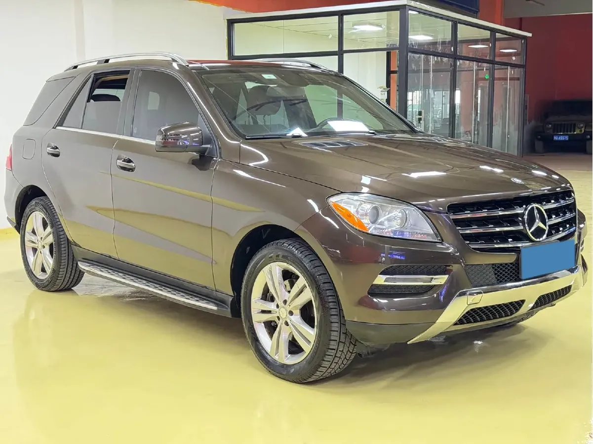 2013 Mercedes-Benz SL Class 3.5L 306HP V6 7AT,autocango,china used car exporter,china ev exporter,chinese used car exporter,chinese used ev exporter