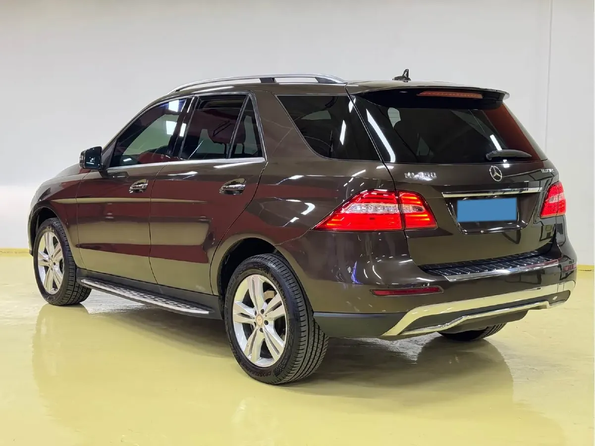 2013 Mercedes-Benz SL Class 3.5L 306HP V6 7AT,autocango,china used car exporter,china ev exporter,chinese used car exporter,chinese used ev exporter