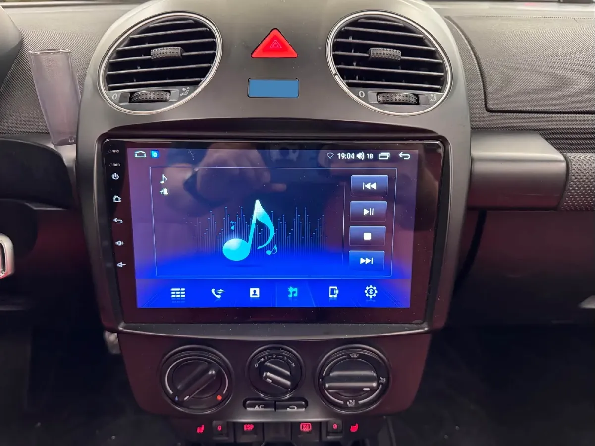 2009 Volkswagen Beetle 2.0L 115HP L4 6AT,autocango,china used car exporter,china ev exporter,chinese used car exporter,chinese used ev exporter