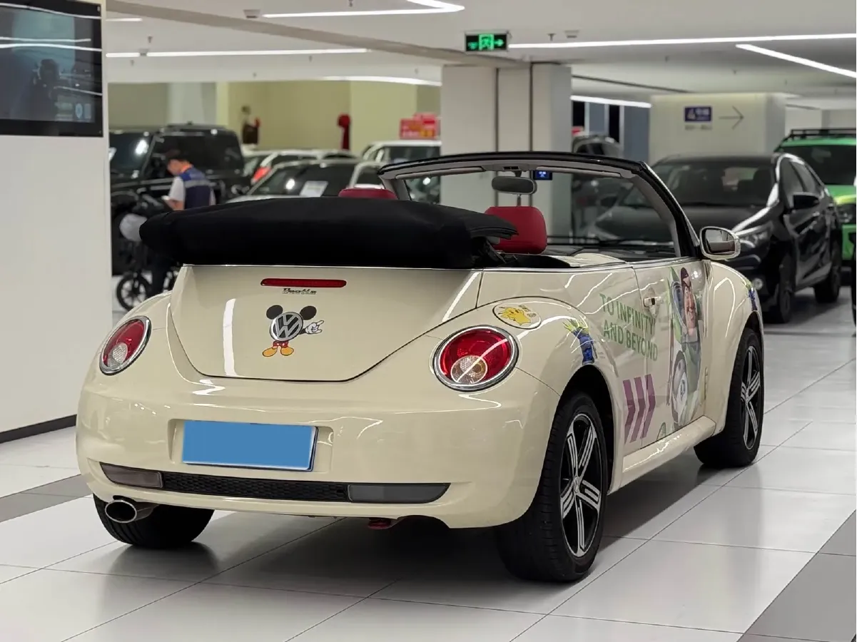 2009 Volkswagen Beetle 2.0L 115HP L4 6AT,autocango,china used car exporter,china ev exporter,chinese used car exporter,chinese used ev exporter