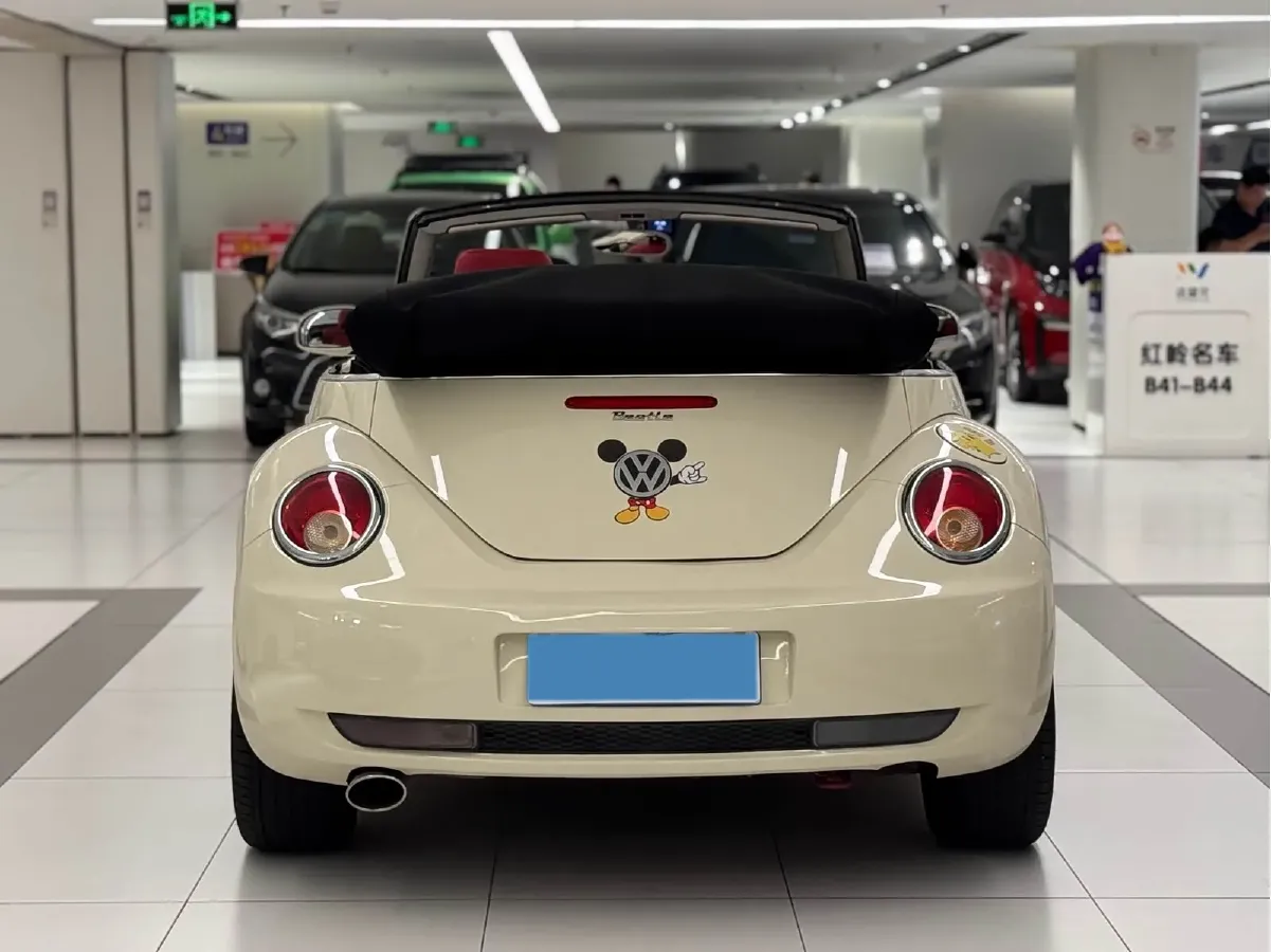 2009 Volkswagen Beetle 2.0L 115HP L4 6AT,autocango,china used car exporter,china ev exporter,chinese used car exporter,chinese used ev exporter