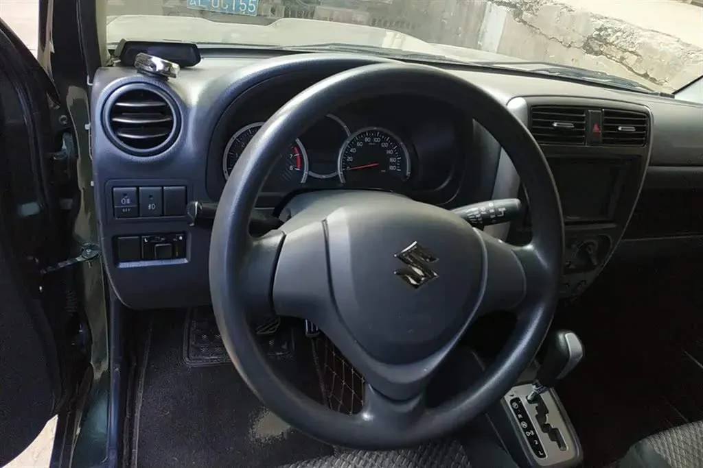 2015 Suzuki Jimny 1.3L 85HP L4 4AT,autocango,china used car exporter,china ev exporter,chinese used car exporter,chinese used ev exporter