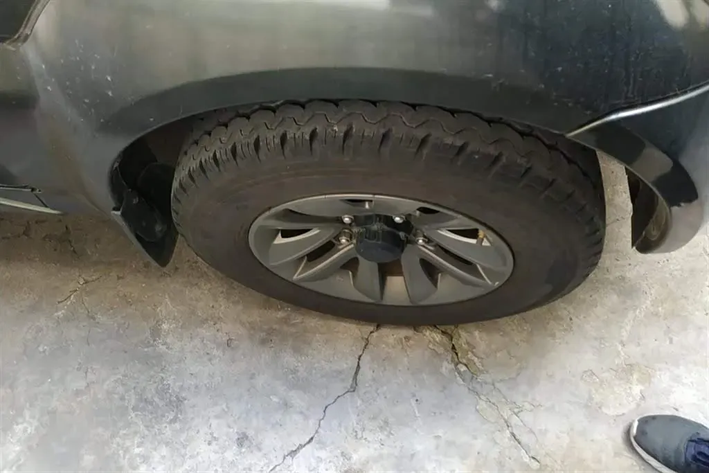 2015 Suzuki Jimny 1.3L 85HP L4 4AT,autocango,china used car exporter,china ev exporter,chinese used car exporter,chinese used ev exporter