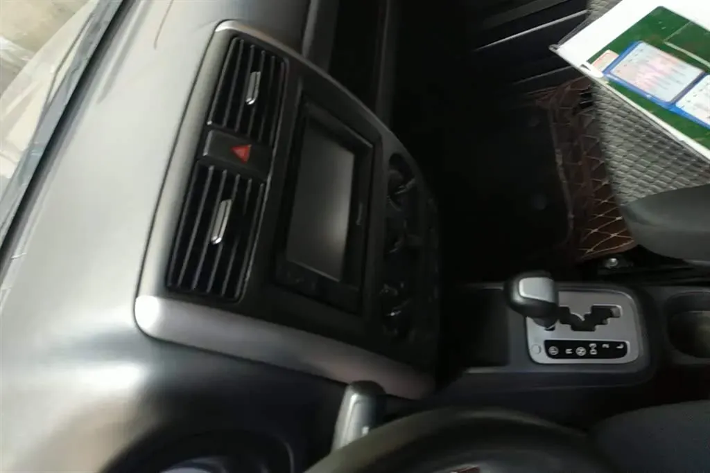 2015 Suzuki Jimny 1.3L 85HP L4 4AT,autocango,china used car exporter,china ev exporter,chinese used car exporter,chinese used ev exporter