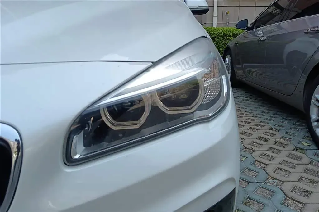 2016 BMW 2 Series Wagon 1.5T 136HP L3 6AT,autocango,china used car exporter,china ev exporter,chinese used car exporter,chinese used ev exporter