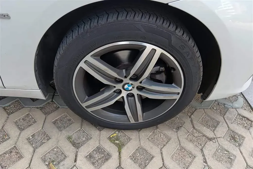 2016 BMW 2 Series Wagon 1.5T 136HP L3 6AT,autocango,china used car exporter,china ev exporter,chinese used car exporter,chinese used ev exporter