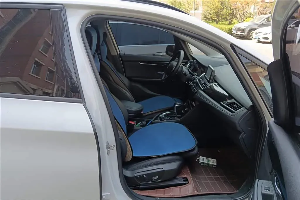 2016 BMW 2 Series Wagon 1.5T 136HP L3 6AT,autocango,china used car exporter,china ev exporter,chinese used car exporter,chinese used ev exporter