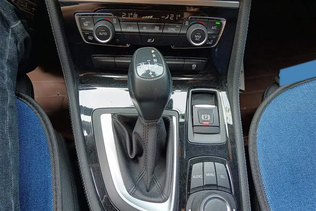 2016 BMW 2 Series Wagon 1.5T 136HP L3 6AT,autocango,china used car exporter,china ev exporter,chinese used car exporter,chinese used ev exporter