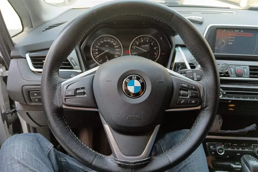 2016 BMW 2 Series Wagon 1.5T 136HP L3 6AT,autocango,china used car exporter,china ev exporter,chinese used car exporter,chinese used ev exporter