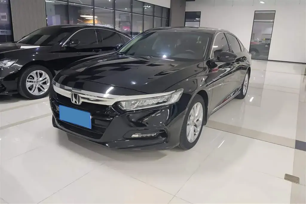 2018 Honda Accord 1.5T 194HP L4 CVT