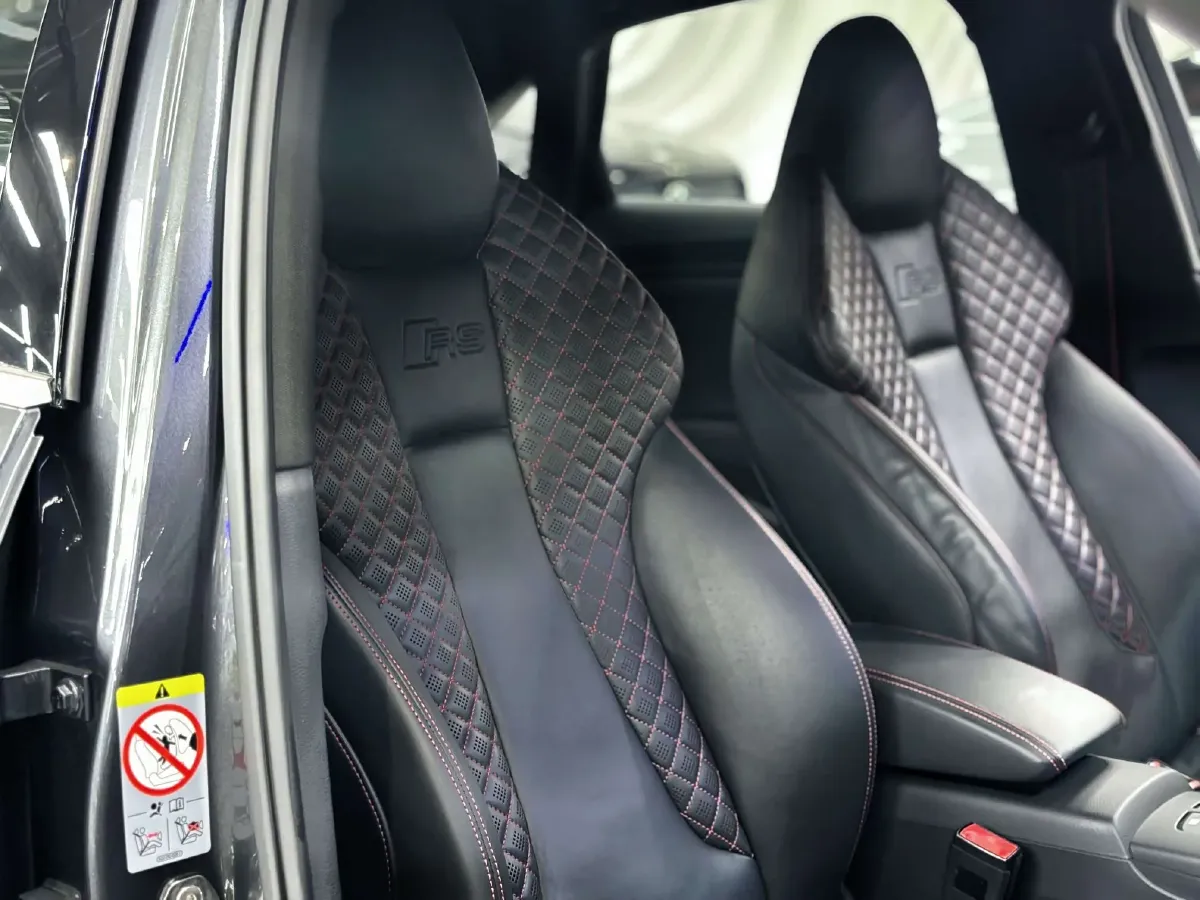 2017 Audi RS 3 2.5T 400HP L5 7DCT,autocango,china used car exporter,china ev exporter,chinese used car exporter,chinese used ev exporter