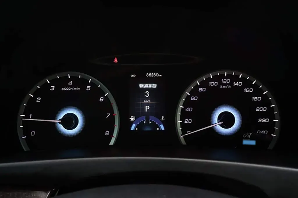 2014 ChangAn Raeton 1.8T 177HP L4 6AT,autocango,china used car exporter,china ev exporter,chinese used car exporter,chinese used ev exporter