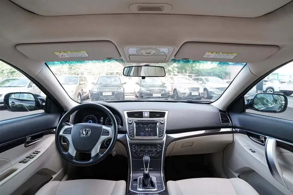 2014 ChangAn Raeton 1.8T 177HP L4 6AT,autocango,china used car exporter,china ev exporter,chinese used car exporter,chinese used ev exporter