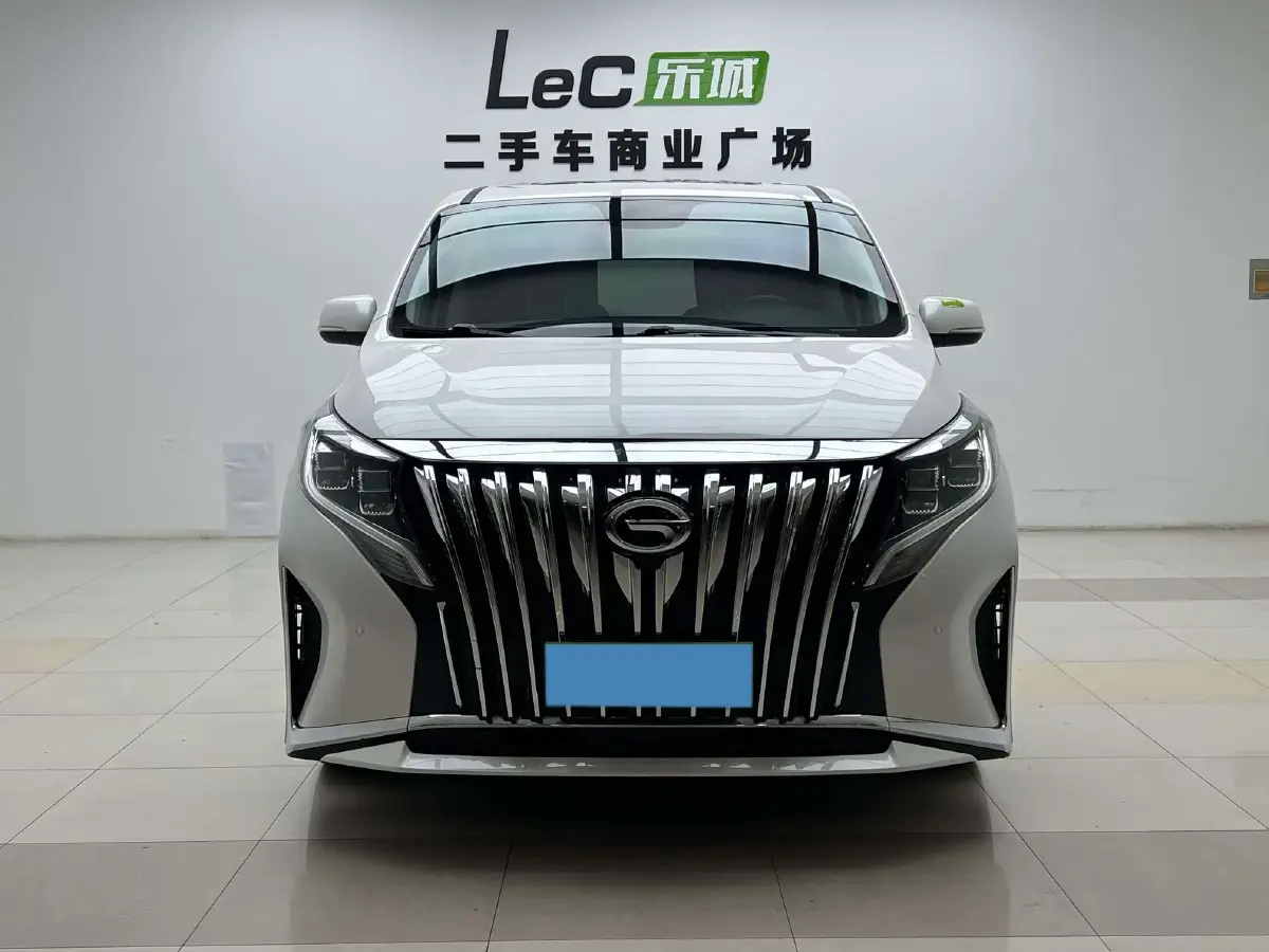 2021 GAC Trumpchi M8 2.0T 252HP L4 8AT