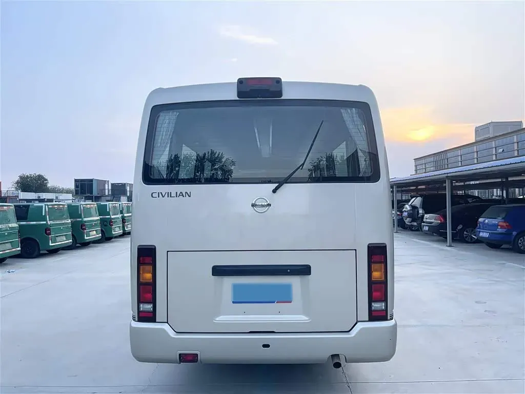 2011 Nissan Civilian 4.5L 180HP L6 5MT,autocango,china used car exporter,china ev exporter,chinese used car exporter,chinese used ev exporter