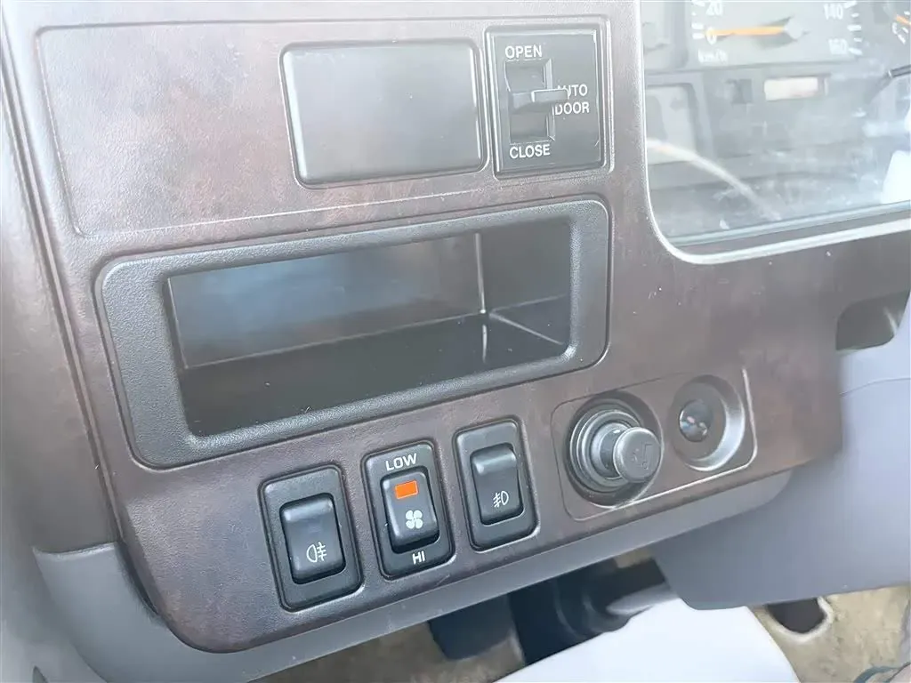 2011 Nissan Civilian 4.5L 180HP L6 5MT,autocango,china used car exporter,china ev exporter,chinese used car exporter,chinese used ev exporter