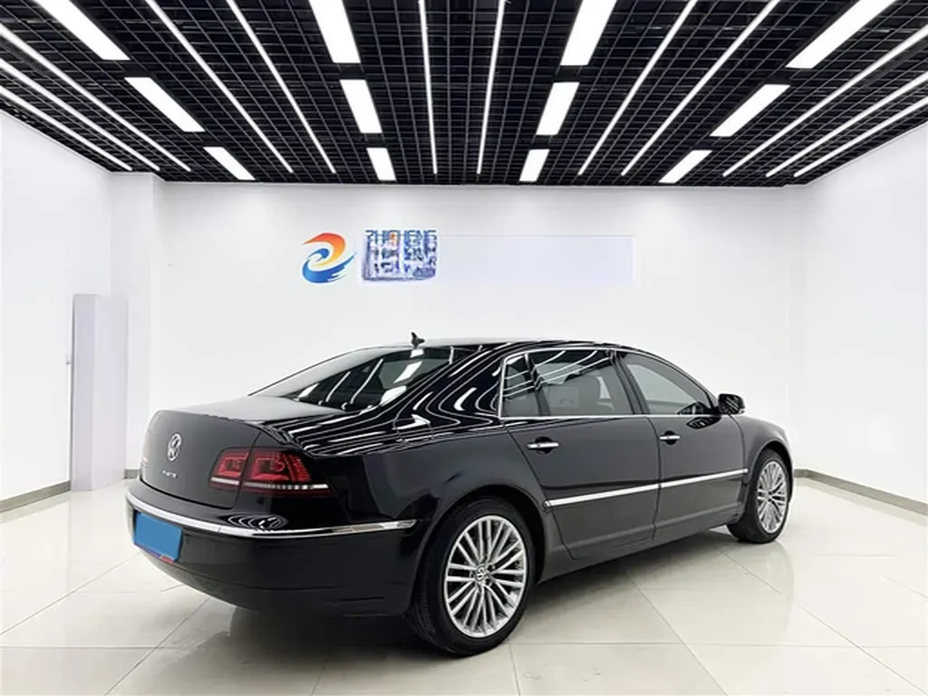 2015 Volkswagen Pheaton 3.0L 250HP V6 6AT,autocango,china used car exporter,china ev exporter,chinese used car exporter,chinese used ev exporter