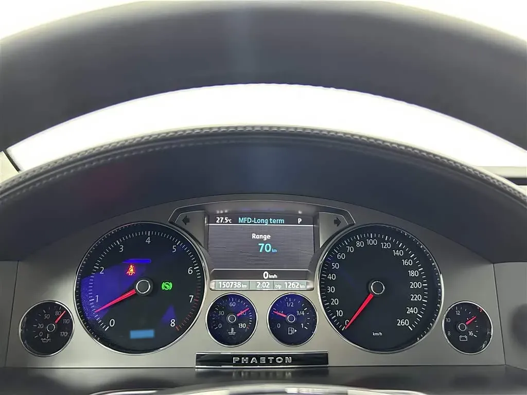 2015 Volkswagen Pheaton 3.0L 250HP V6 6AT,autocango,china used car exporter,china ev exporter,chinese used car exporter,chinese used ev exporter