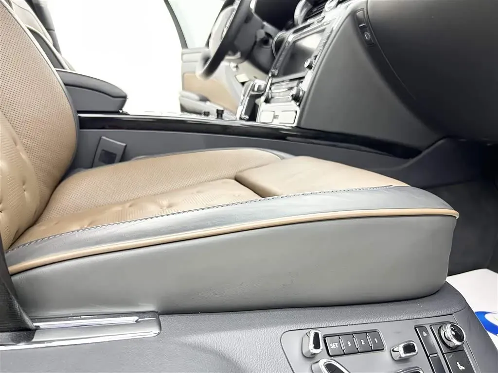 2015 Volkswagen Pheaton 3.0L 250HP V6 6AT,autocango,china used car exporter,china ev exporter,chinese used car exporter,chinese used ev exporter