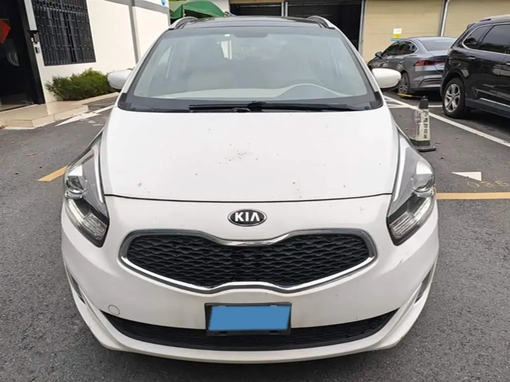 2013 Kia Carens 2.0L 152HP L4 6AT,autocango,china used car exporter,china ev exporter,chinese used car exporter,chinese used ev exporter