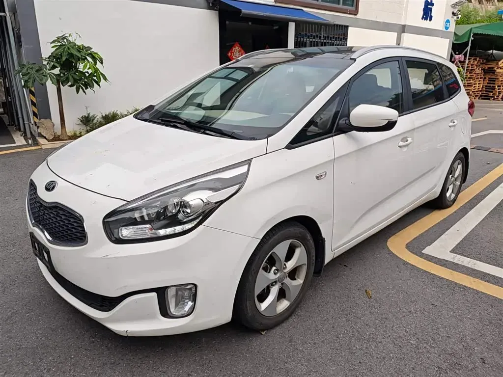 2013 Kia Carens 2.0L 152HP L4 6AT,autocango,china used car exporter,china ev exporter,chinese used car exporter,chinese used ev exporter
