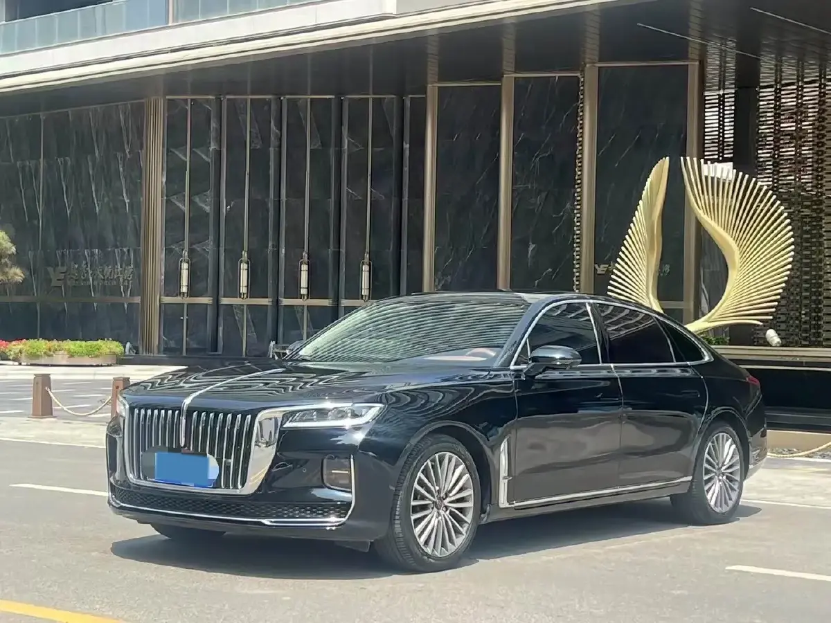 2022 HongQi H9 2.0T 252HP L4 7DCT