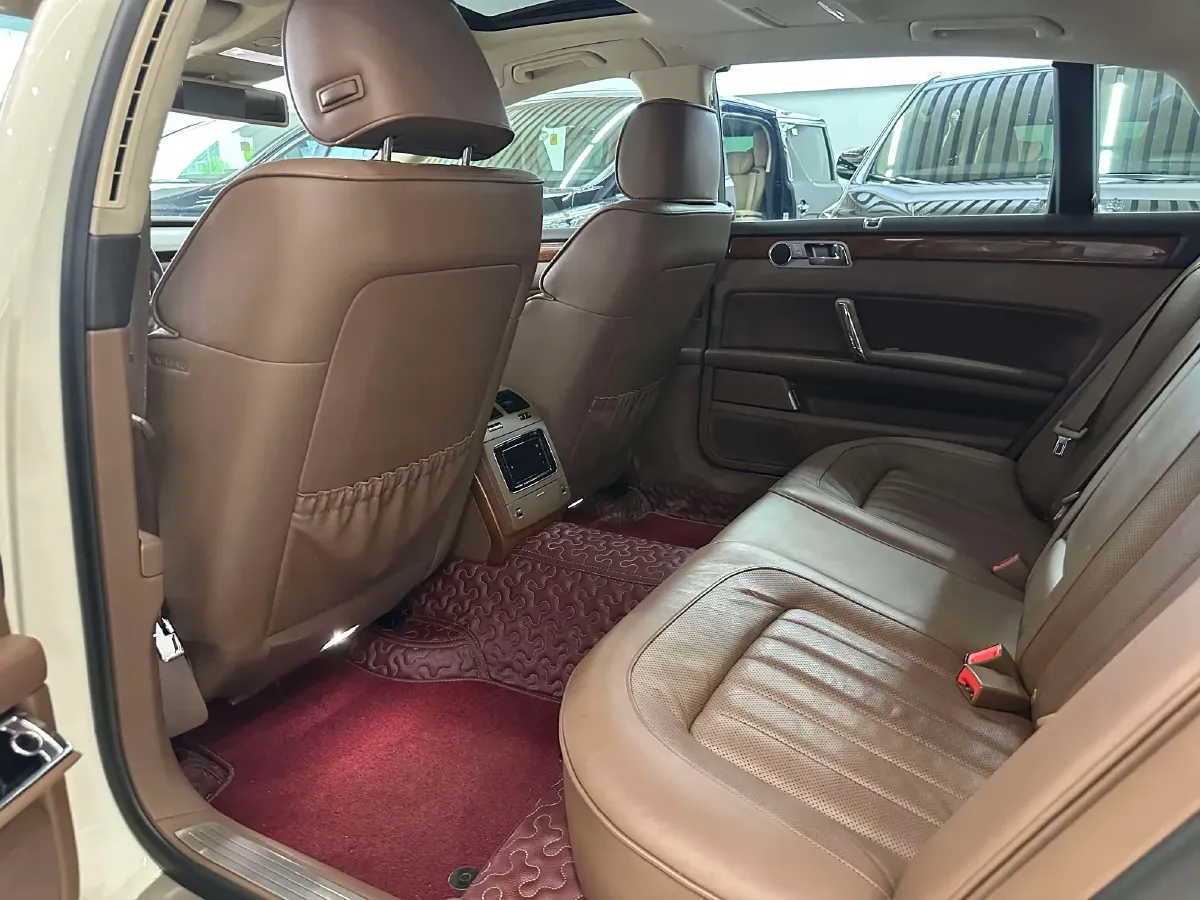 2015 Volkswagen Pheaton 3.0L 250HP V6 6AT,autocango,china used car exporter,china ev exporter,chinese used car exporter,chinese used ev exporter