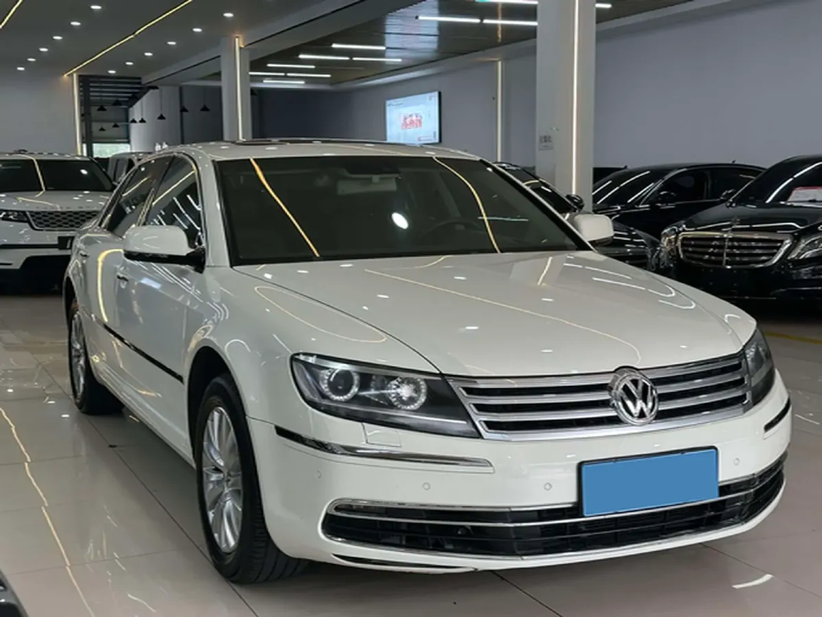 2015 Volkswagen Pheaton 3.0L 250HP V6 6AT,autocango,china used car exporter,china ev exporter,chinese used car exporter,chinese used ev exporter