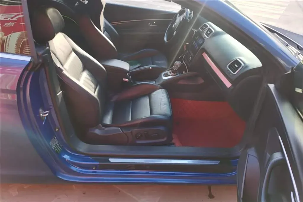 2011 Volkswagen Eos 2.0T 211HP L4 6DCT,autocango,china used car exporter,china ev exporter,chinese used car exporter,chinese used ev exporter