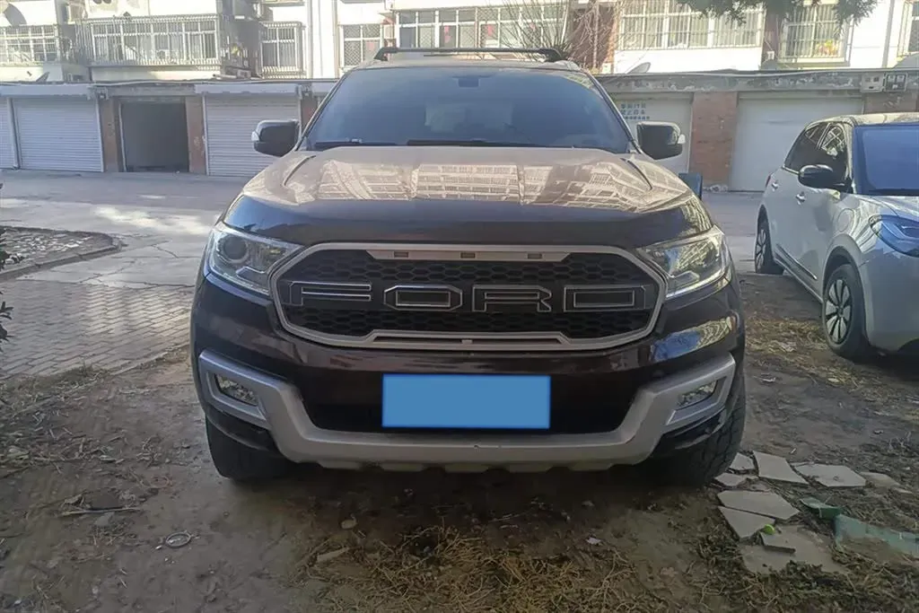 2016 Ford Everest 2.0T 245HP L4 6AT,autocango,china used car exporter,china ev exporter,chinese used car exporter,chinese used ev exporter