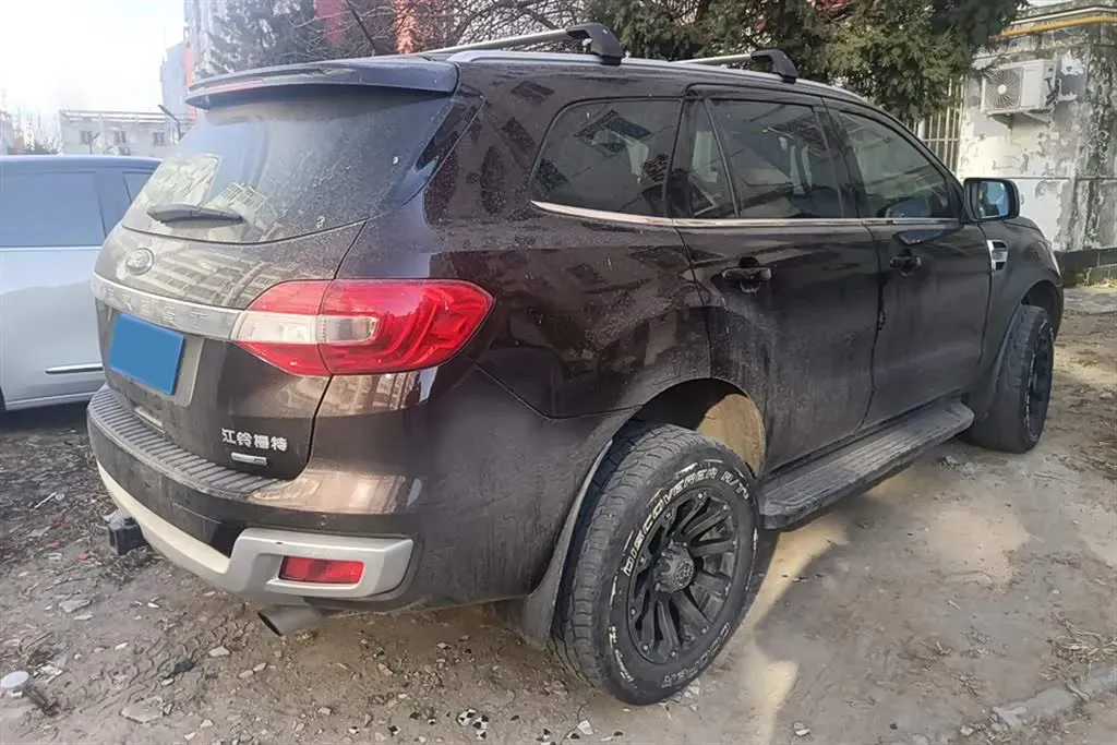 2016 Ford Everest 2.0T 245HP L4 6AT,autocango,china used car exporter,china ev exporter,chinese used car exporter,chinese used ev exporter