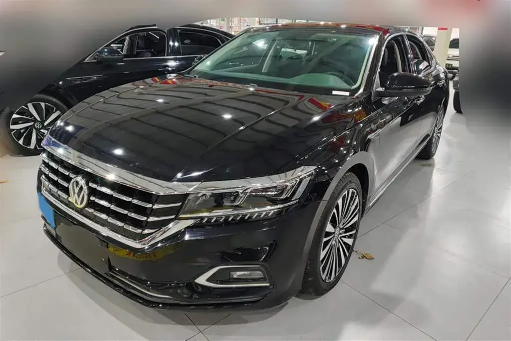 2019 Volkswagen Passat 2.0T 186HP L4 7DCT