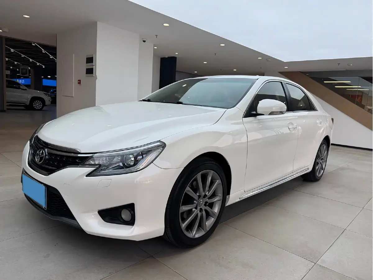 2013 Toyota Reiz 2.5L 193HP V6 6AT