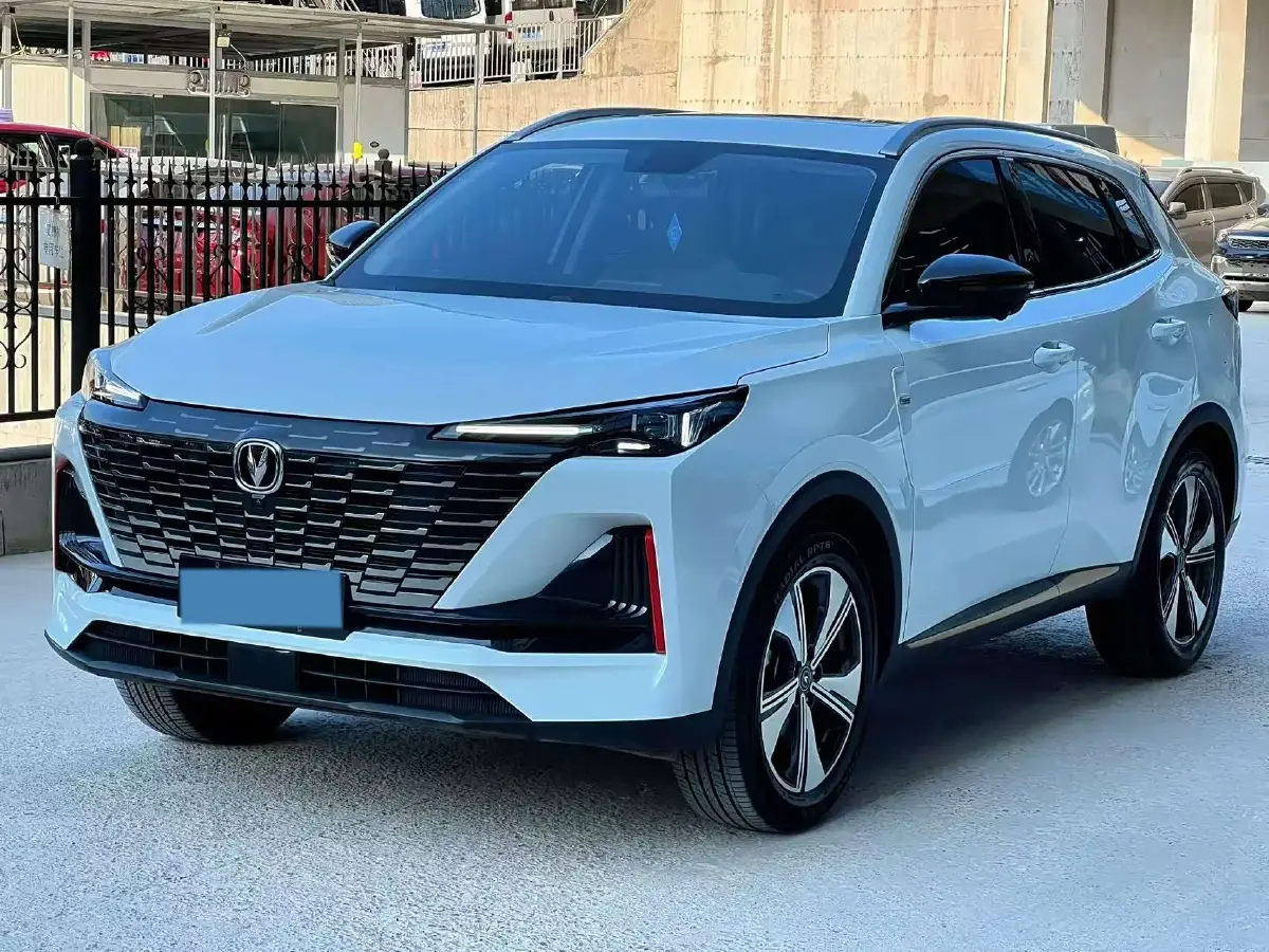 2022 ChangAn CS75 Plus 1.5T 188HP L4 8AT