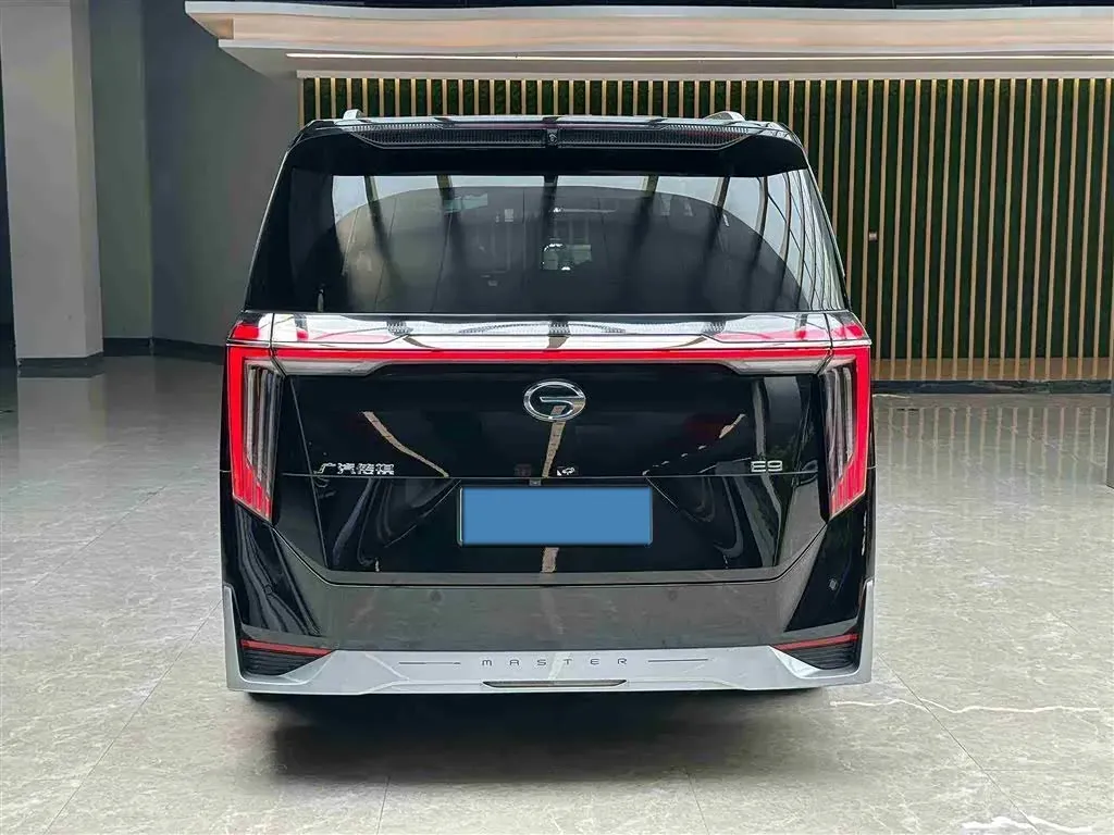 2023 GAC Trumpchi E9 2.0T 190HP L4 2DHT PHEV 25.57KWH,autocango,china used car exporter,china ev exporter,chinese used car exporter,chinese used ev exporter
