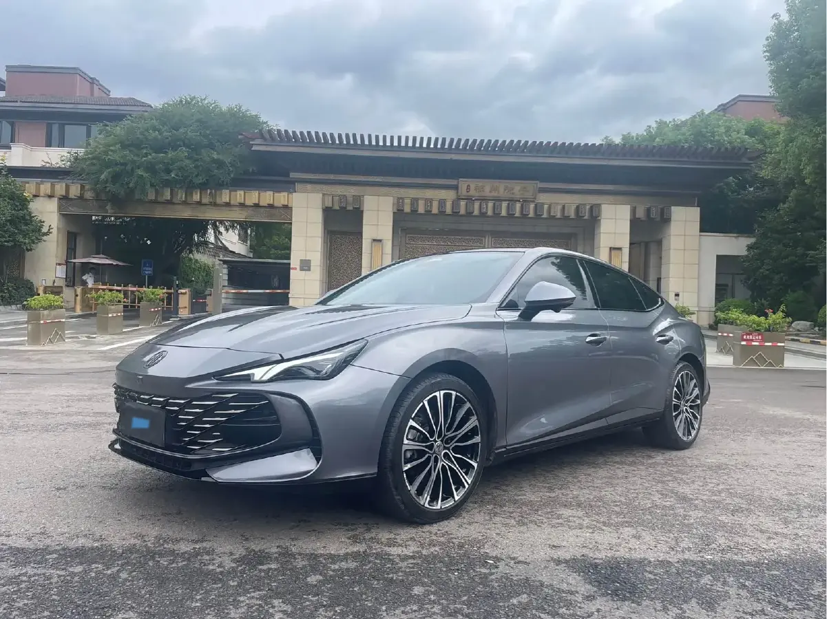 2023 MG 7 1.5T 188HP L4 7DCT