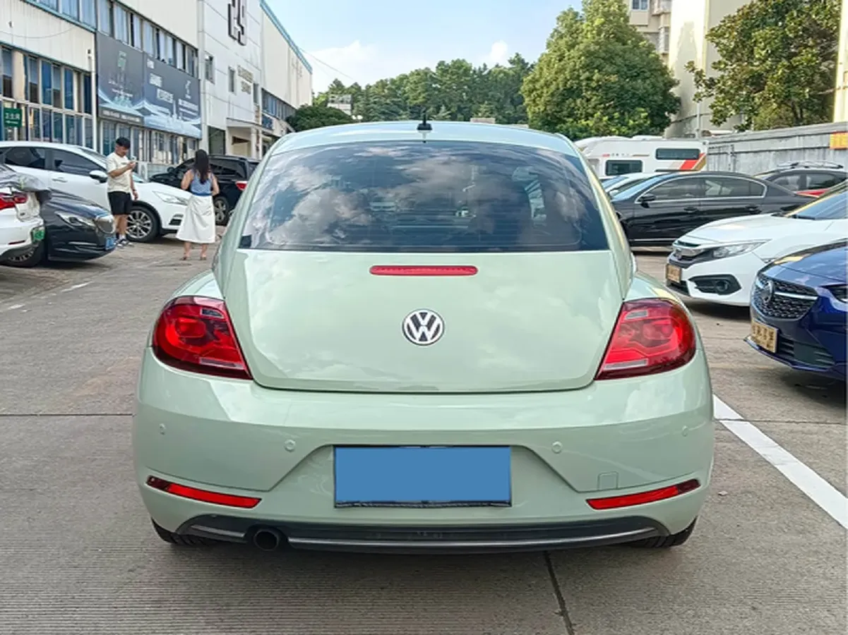 2017 Volkswagen Beetle 1.2T 105HP L4 7DCT,autocango,china used car exporter,china ev exporter,chinese used car exporter,chinese used ev exporter