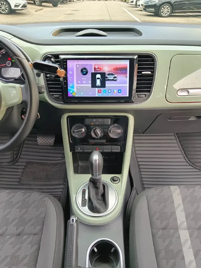 2017 Volkswagen Beetle 1.2T 105HP L4 7DCT,autocango,china used car exporter,china ev exporter,chinese used car exporter,chinese used ev exporter