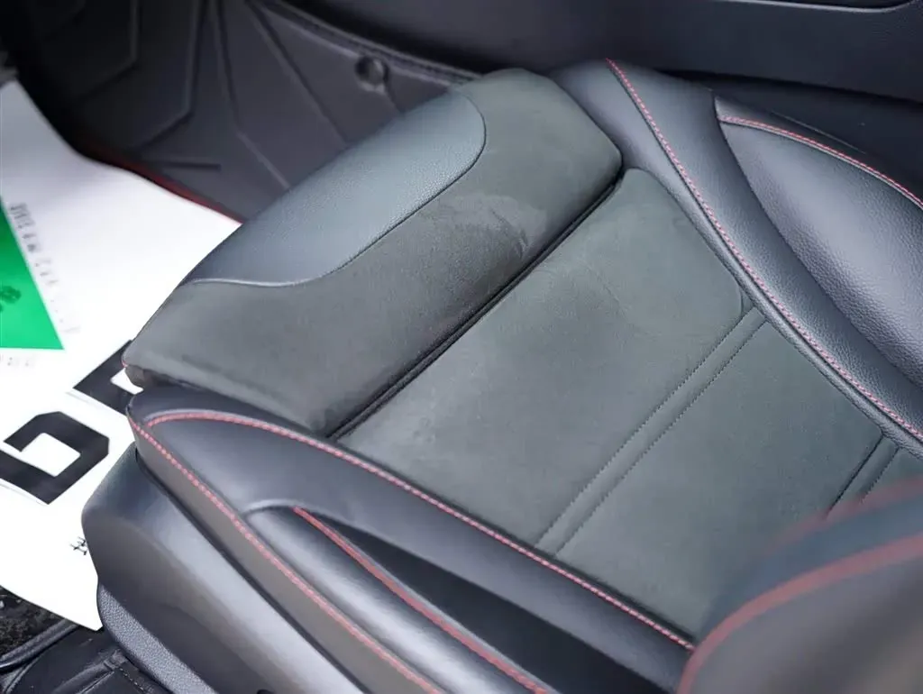 2022 Mercedes-Benz GLC Coupe AMG 3.0T 390HP V6 9AT,autocango,china used car exporter,china ev exporter,chinese used car exporter,chinese used ev exporter