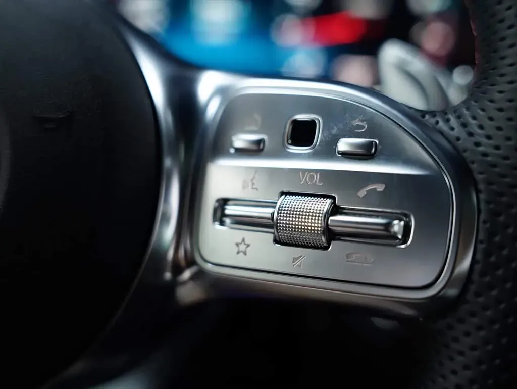 2022 Mercedes-Benz GLC Coupe AMG 3.0T 390HP V6 9AT,autocango,china used car exporter,china ev exporter,chinese used car exporter,chinese used ev exporter